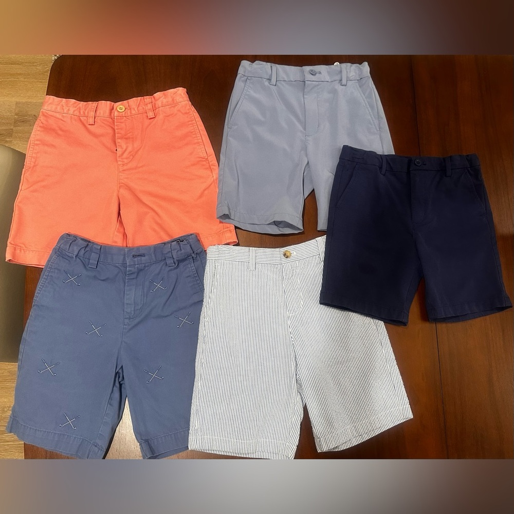 Vineyard Vines Boys shorts size 7( 5 total)